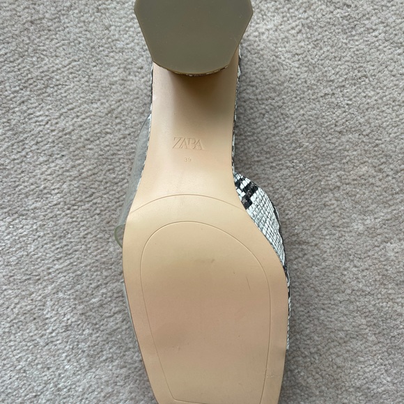 Zara Snake Skin heels - Picture 6 of 7